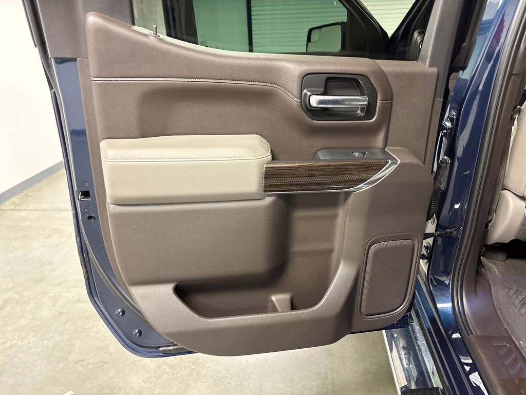 2020 Northsky Blue Metallic Chevrolet Silverado 1500 RST 4X4 Truck