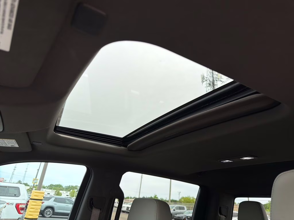 2020 Northsky Blue Metallic Chevrolet Silverado 1500 RST 4X4 Truck