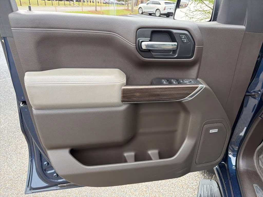 2020 Northsky Blue Metallic Chevrolet Silverado 1500 RST 4X4 Truck