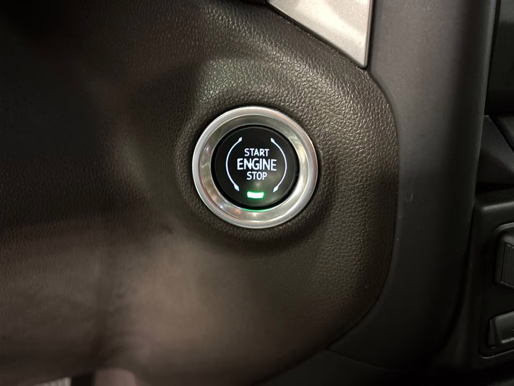 2020 Northsky Blue Metallic Chevrolet Silverado 1500 RST 4X4 Truck