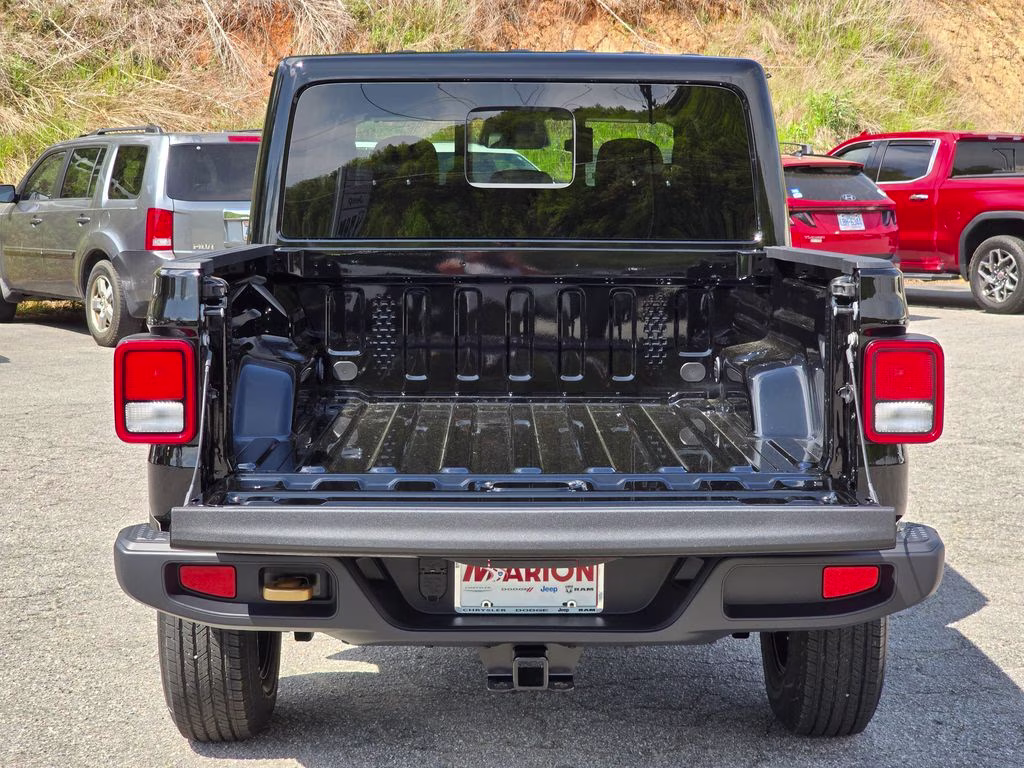 2026 Black Clearcoat Jeep Gladiator 85th Anniversary Edition 4X4 Truck