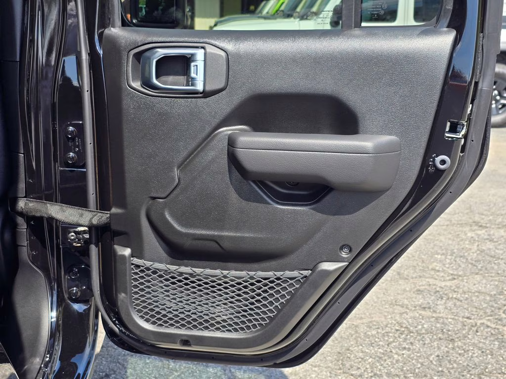 2026 Black Clearcoat Jeep Gladiator 85th Anniversary Edition 4X4 Truck