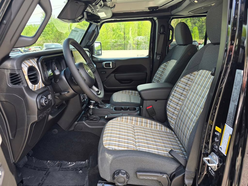 2026 Black Clearcoat Jeep Gladiator 85th Anniversary Edition 4X4 Truck