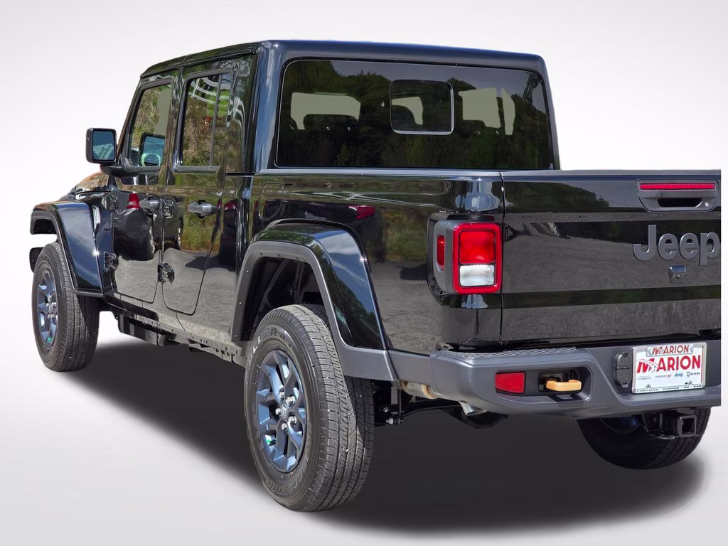 2026 Black Clearcoat Jeep Gladiator 85th Anniversary Edition 4X4 Truck