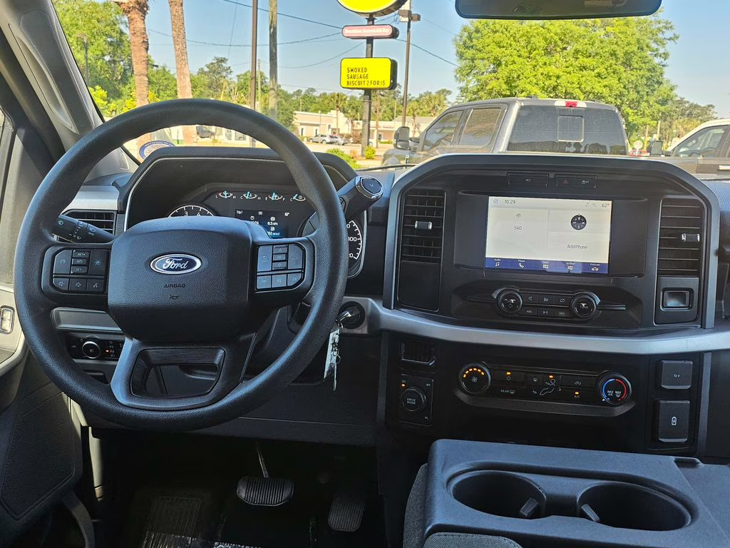 2023 Atlas Blue Metallic Ford F-150 XLT 4X4 Truck