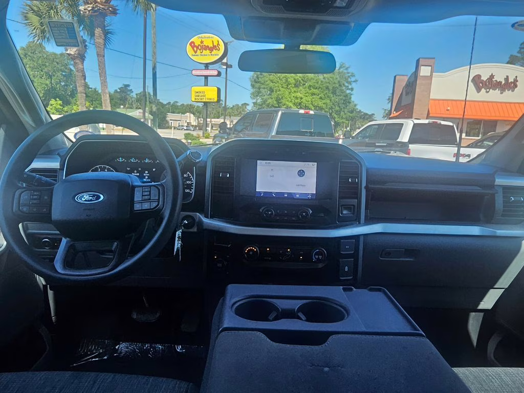 2023 Atlas Blue Metallic Ford F-150 XLT 4X4 Truck