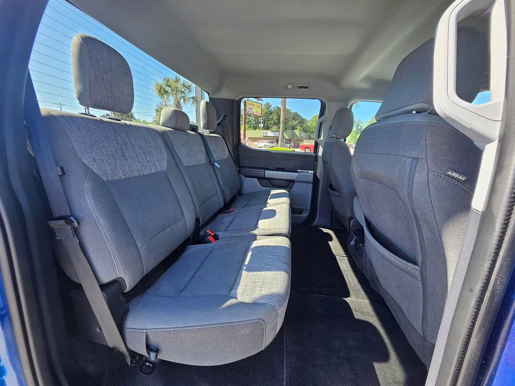 2023 Atlas Blue Metallic Ford F-150 XLT 4X4 Truck