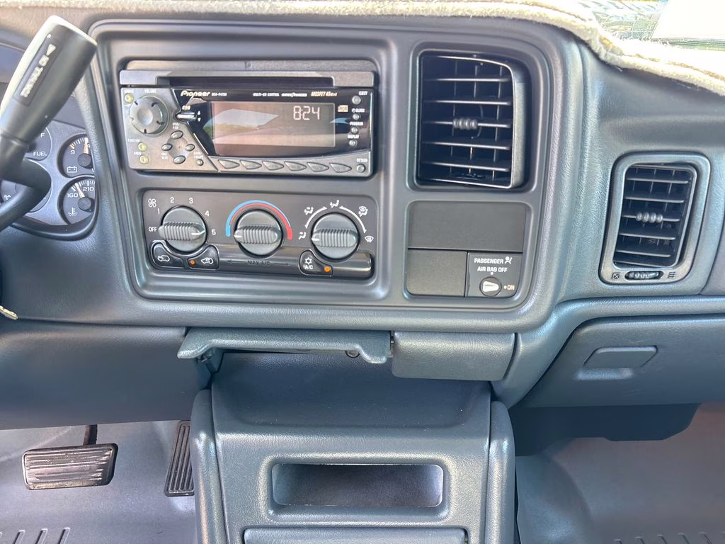 2002 Pewter Metallic GMC Sierra 1500 SLE RWD Truck