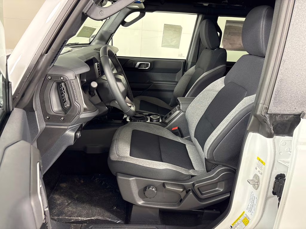 2026 Oxford White Ford Bronco Big Bend 4X4 SUV