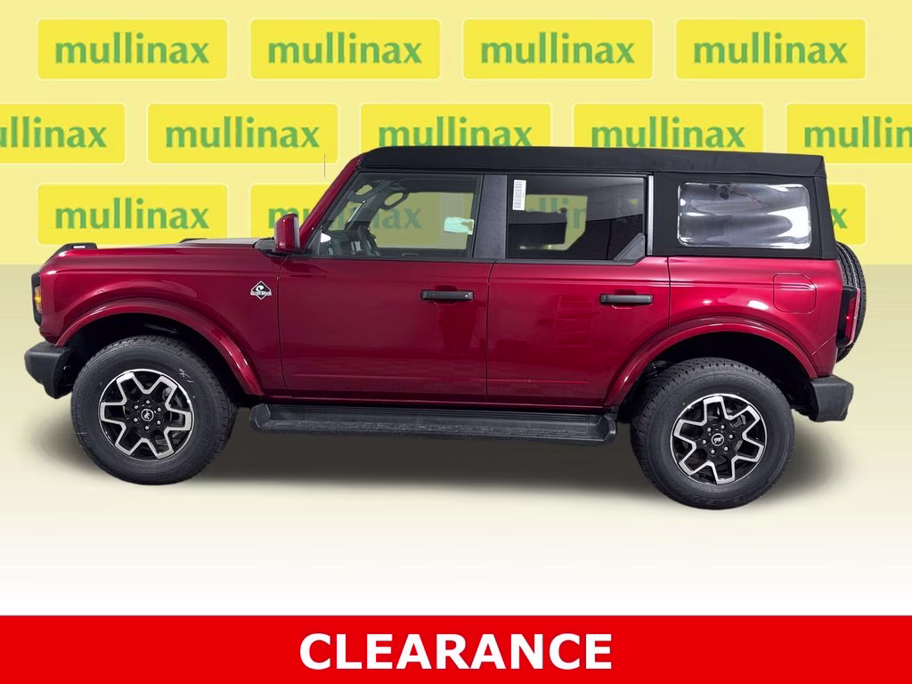 2026 Ruby Red Metallic Tinted Clearcoat Ford Bronco Outer Banks 4X4 SUV