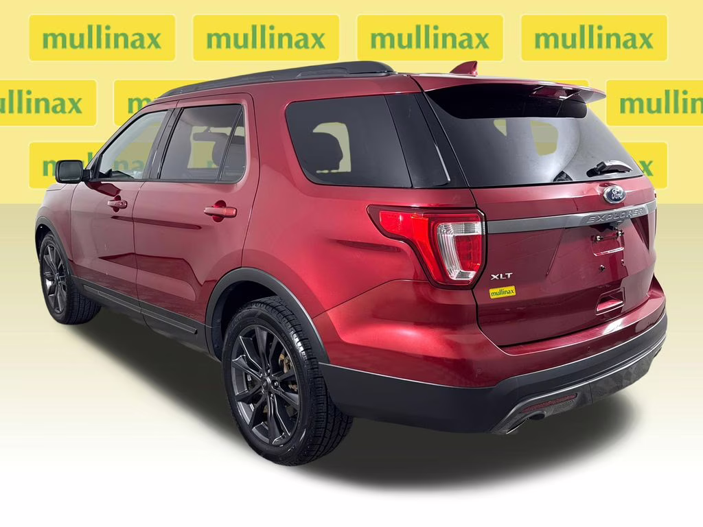 2017 Ruby Red Metallic Tinted Clearcoat Ford Explorer XLT FWD SUV