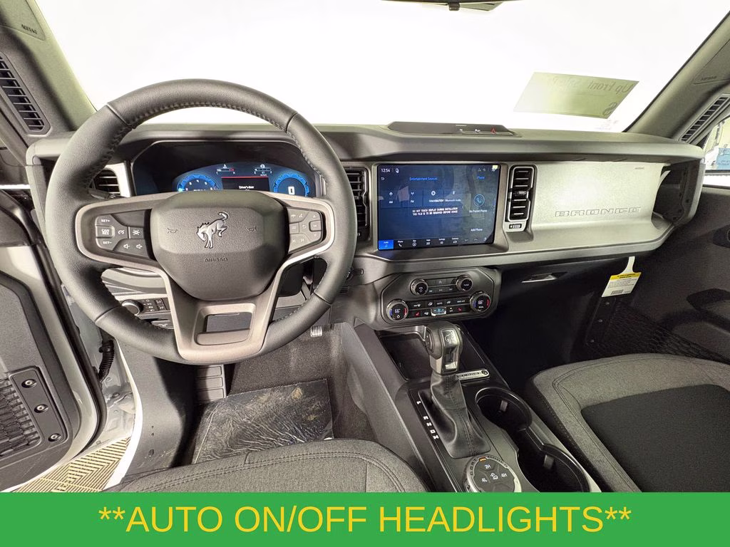 2026 Oxford White Ford Bronco Big Bend 4X4 SUV