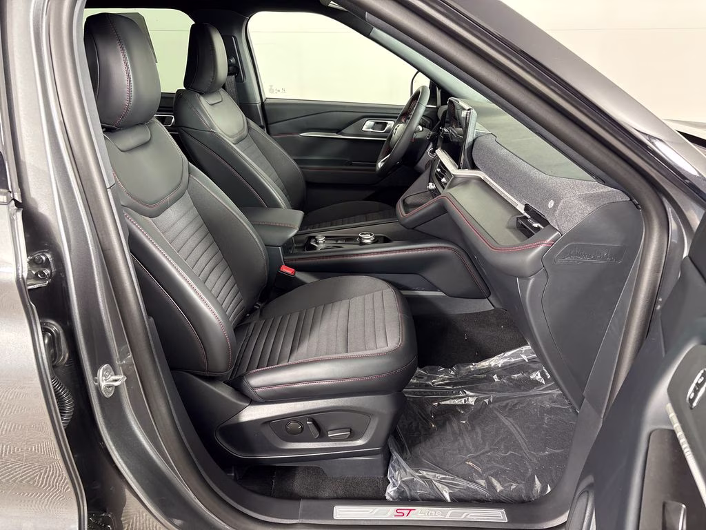 2026 Carbonized Gray Metallic Ford Explorer ST-Line RWD SUV