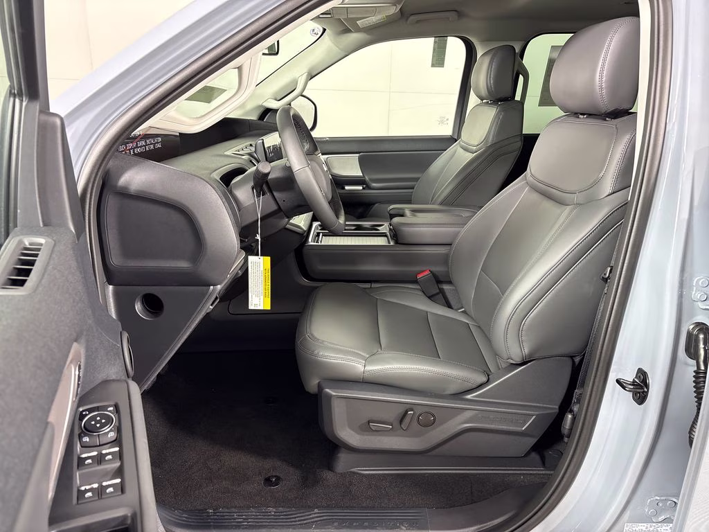 2026 Glacier Gray Metallic Tri-Coat Ford Expedition Max Active RWD SUV