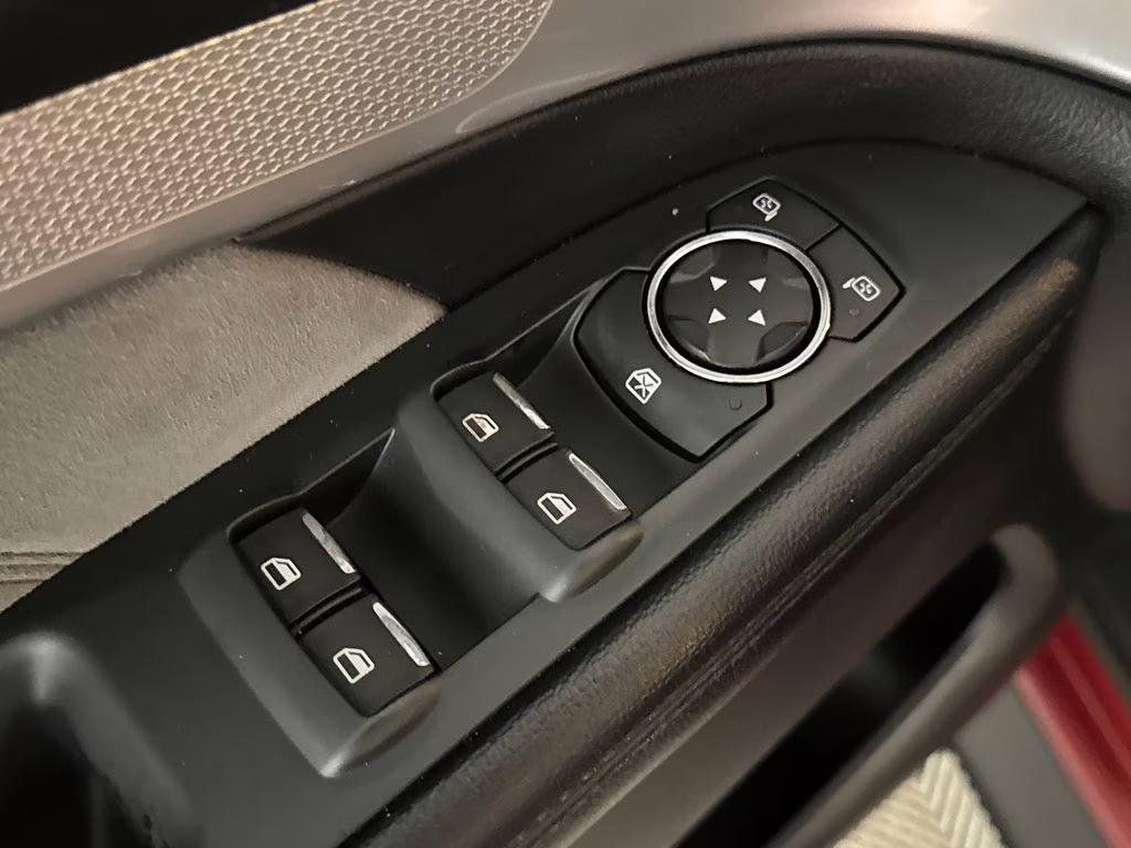 2017 Ruby Red Metallic Tinted Clearcoat Ford Explorer XLT FWD SUV