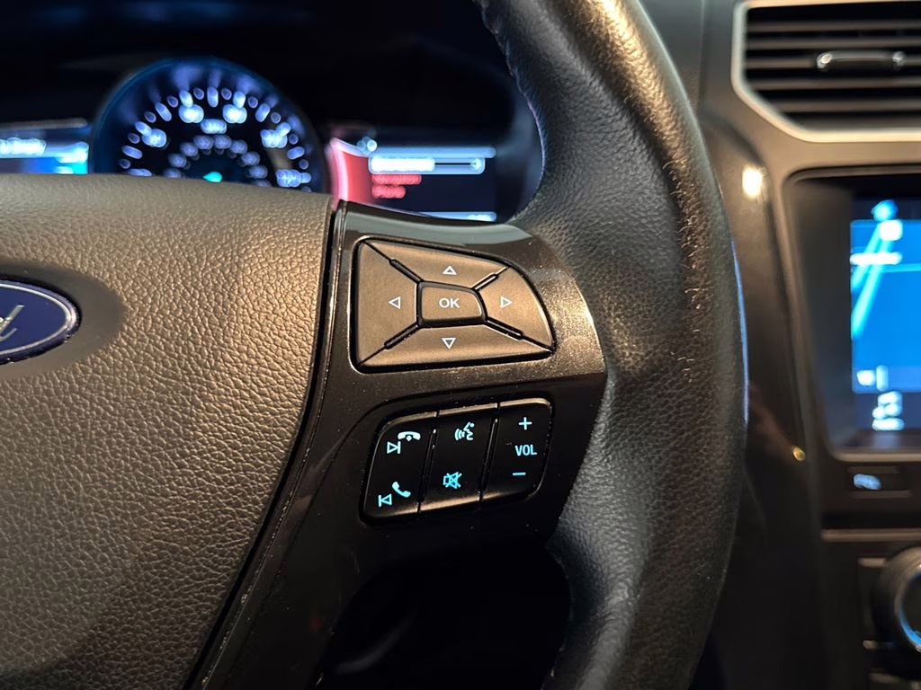 2017 Ruby Red Metallic Tinted Clearcoat Ford Explorer XLT FWD SUV