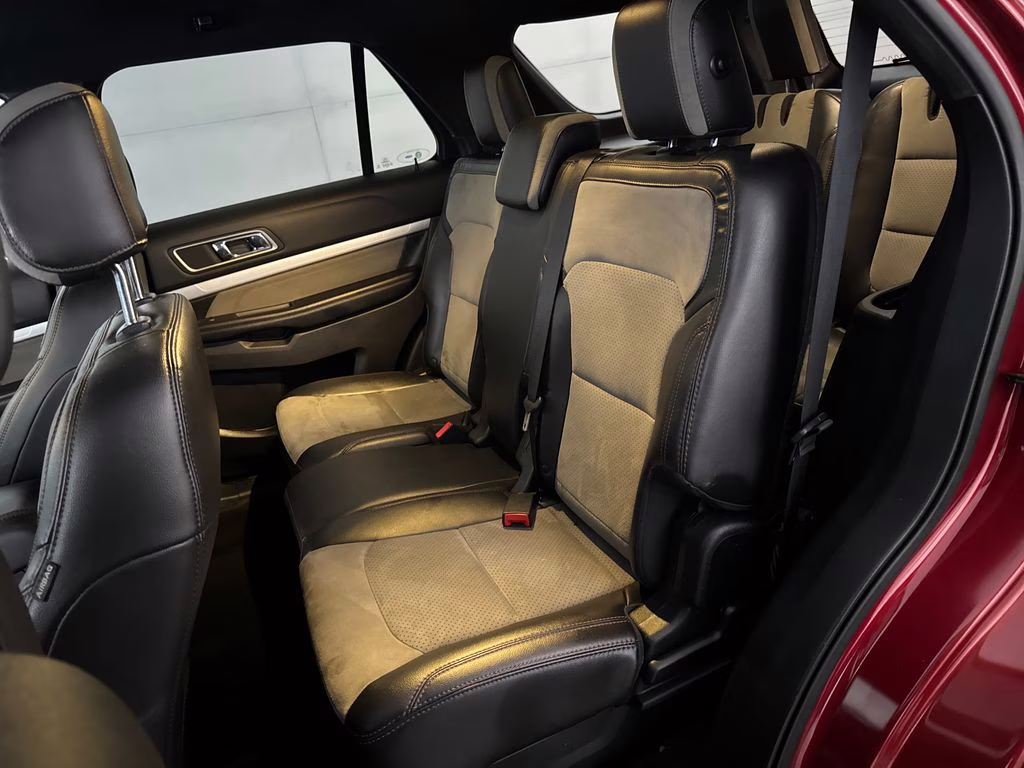 2017 Ruby Red Metallic Tinted Clearcoat Ford Explorer XLT FWD SUV