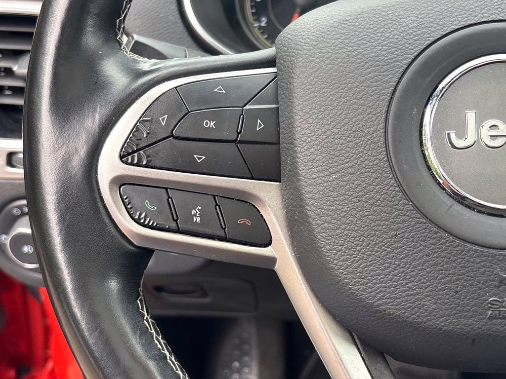 2021 Spitfire Orange Clearcoat Jeep Cherokee Latitude Lux 4X4 SUV