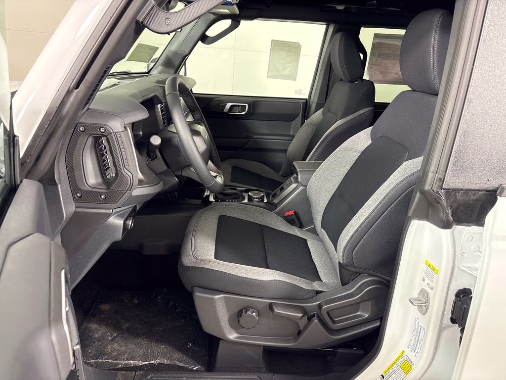 2026 Oxford White Ford Bronco Big Bend 4X4 SUV