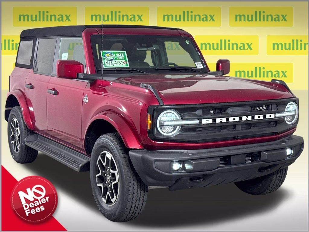 2026 Ruby Red Metallic Tinted Clearcoat Ford Bronco Outer Banks 4X4 SUV