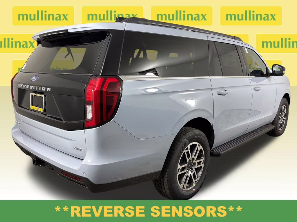 2026 Glacier Gray Metallic Tri-Coat Ford Expedition Max Active RWD SUV