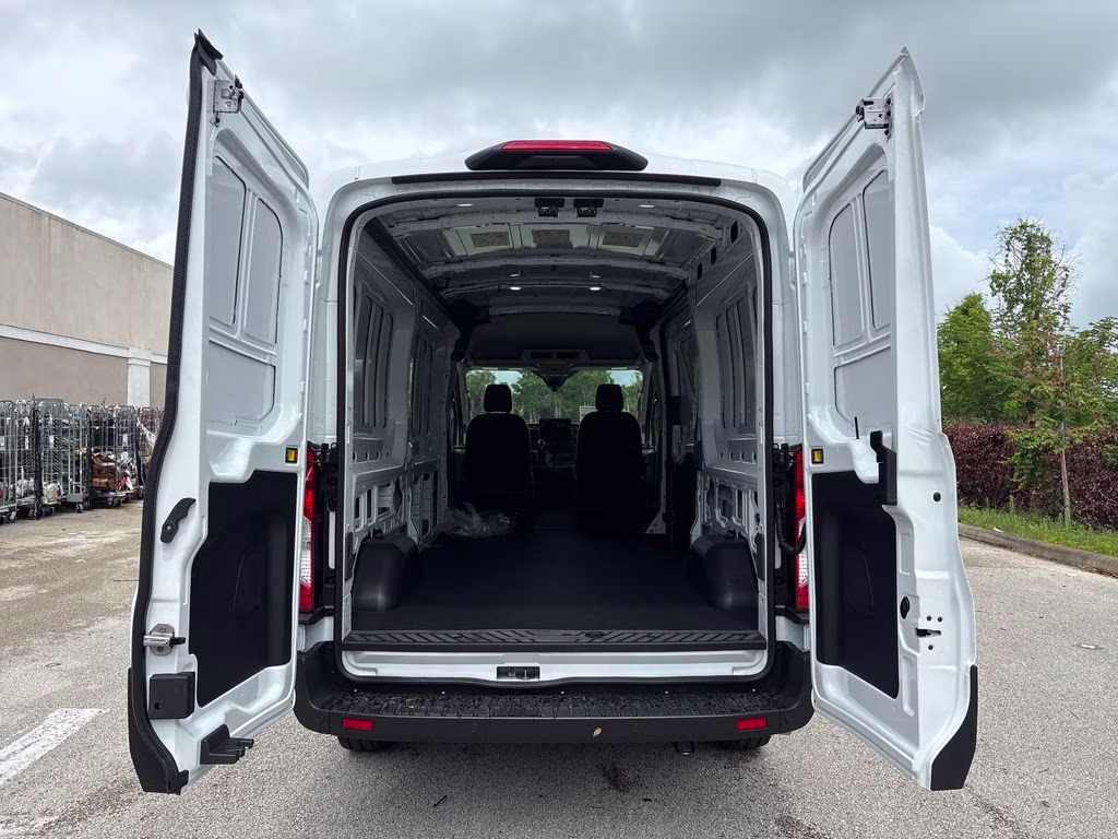 2026 Oxford White Ford Transit-250 Base RWD Van