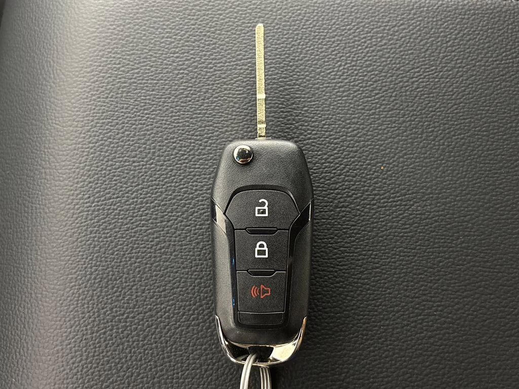 2026 Ruby Red Metallic Tinted Clearcoat Ford F-150 XLT RWD Truck