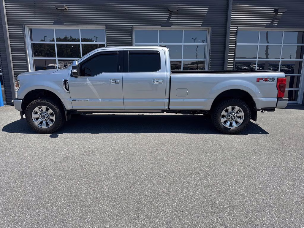 2022 Iconic Silver Metallic Ford Super Duty F-350 SRW Platinum 4X4 Truck
