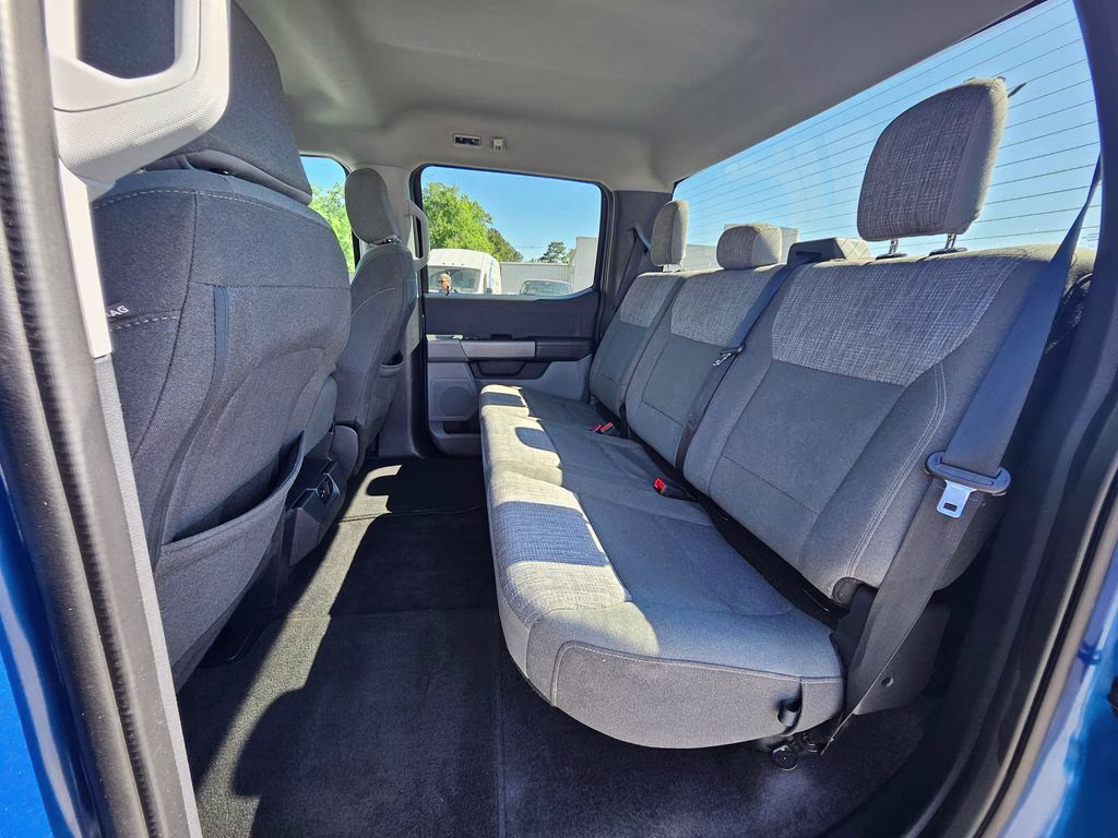 2023 Atlas Blue Metallic Ford F-150 XLT 4X4 Truck