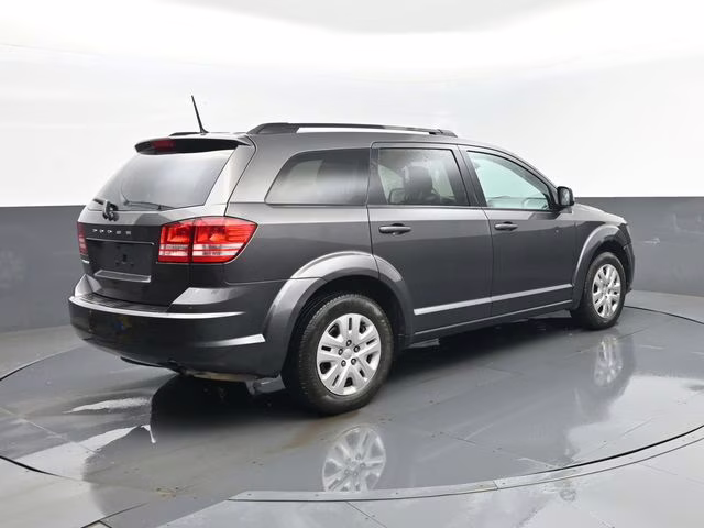 2019 Granite Crystal Metallic Clearcoat Dodge Journey SE FWD SUV