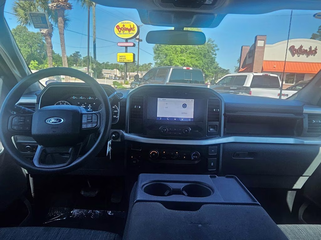 2023 Atlas Blue Metallic Ford F-150 XLT 4X4 Truck