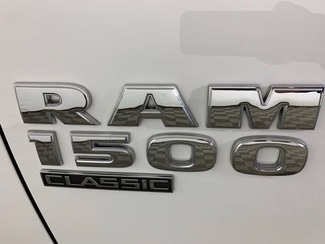 2022 Bright White Clearcoat Ram 1500 SLT 4X4 Truck