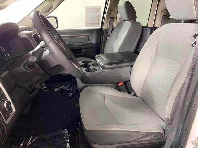 2022 Bright White Clearcoat Ram 1500 Classic SLT 4X4 Truck