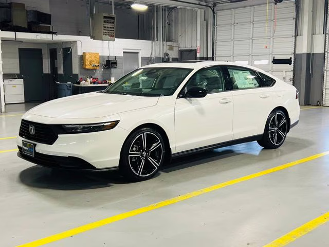 2026 Platinum White Pearl Honda Accord SE FWD Sedan