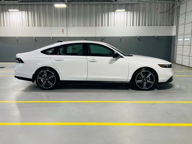 2026 Platinum White Pearl Honda Accord SE FWD Sedan