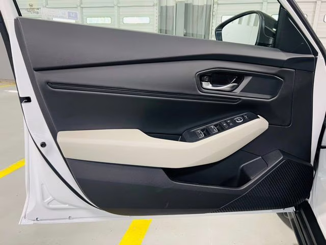 2026 Platinum White Pearl Honda Accord SE FWD Sedan