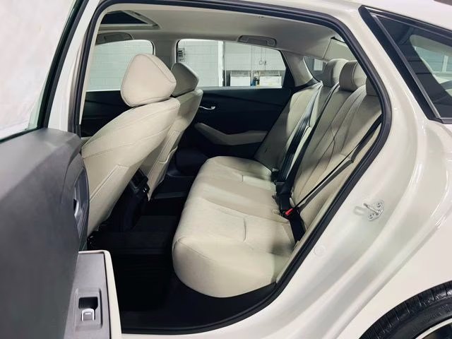 2026 Platinum White Pearl Honda Accord SE FWD Sedan
