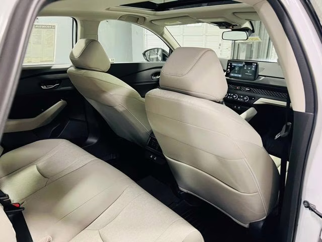 2026 Platinum White Pearl Honda Accord SE FWD Sedan