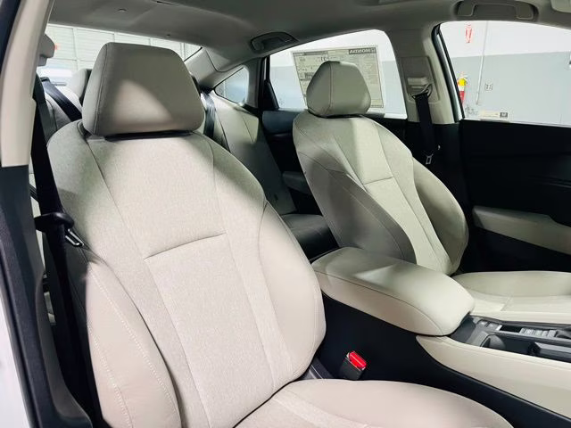 2026 Platinum White Pearl Honda Accord SE FWD Sedan