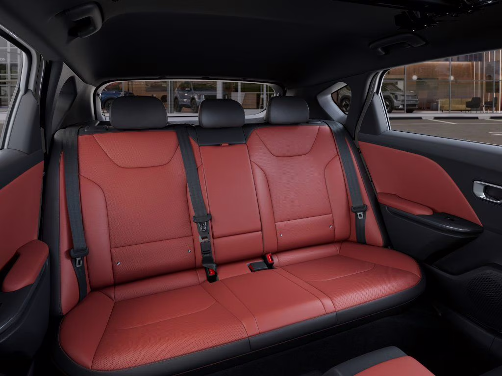 2026 Snow White Pearl Kia K4 GT-Line FWD Hatchback