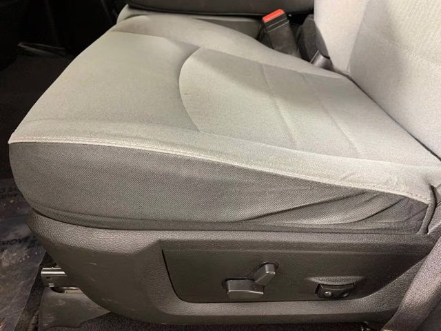 2022 Bright White Clearcoat Ram 1500 Classic SLT 4X4 Truck