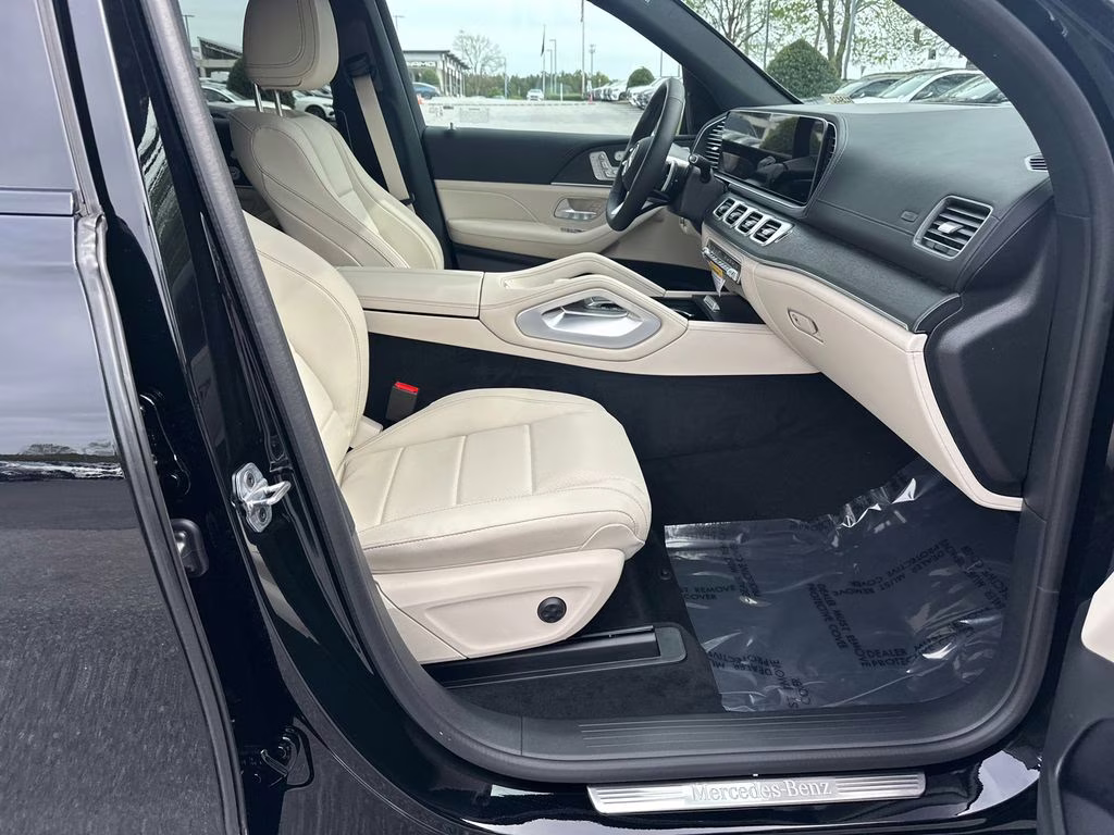 2026 Black Mercedes-Benz GLS GLS 450 AWD SUV