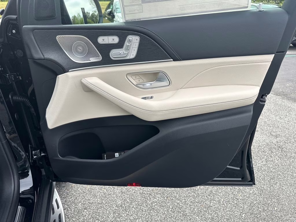 2026 Black Mercedes-Benz GLS GLS 450 AWD SUV