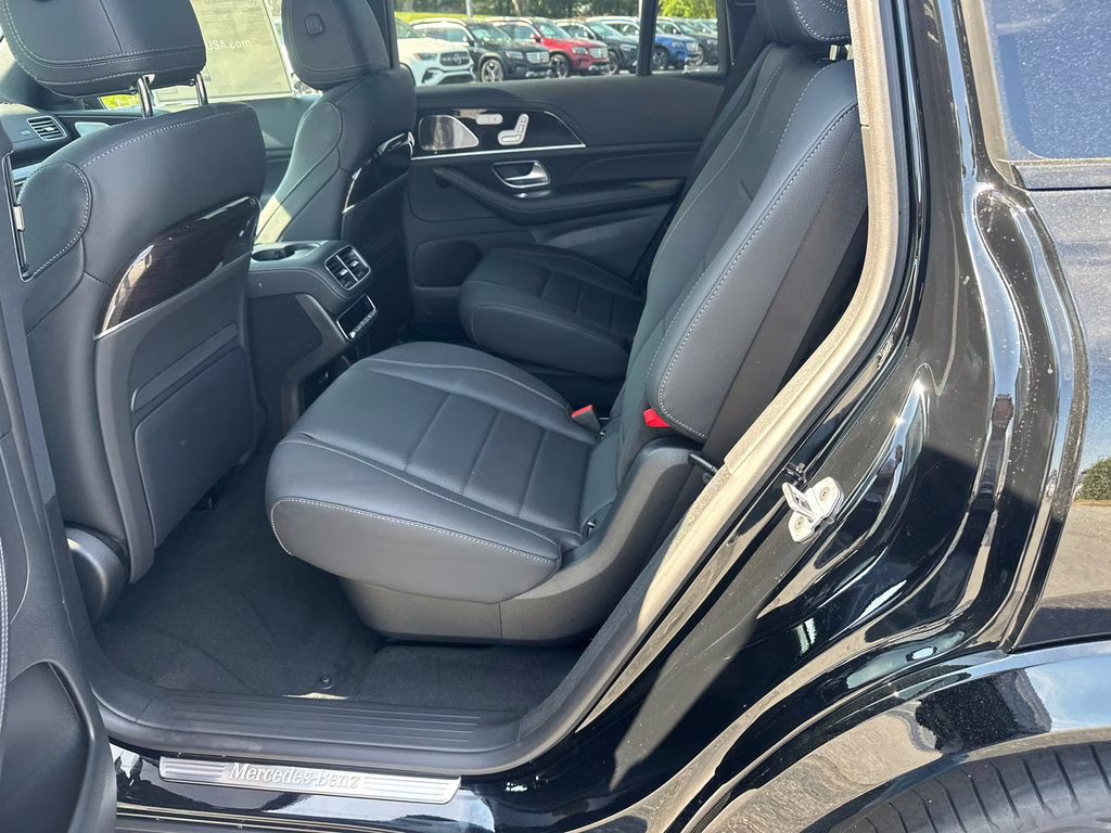 2026 Black Mercedes-Benz GLS GLS 450 AWD SUV