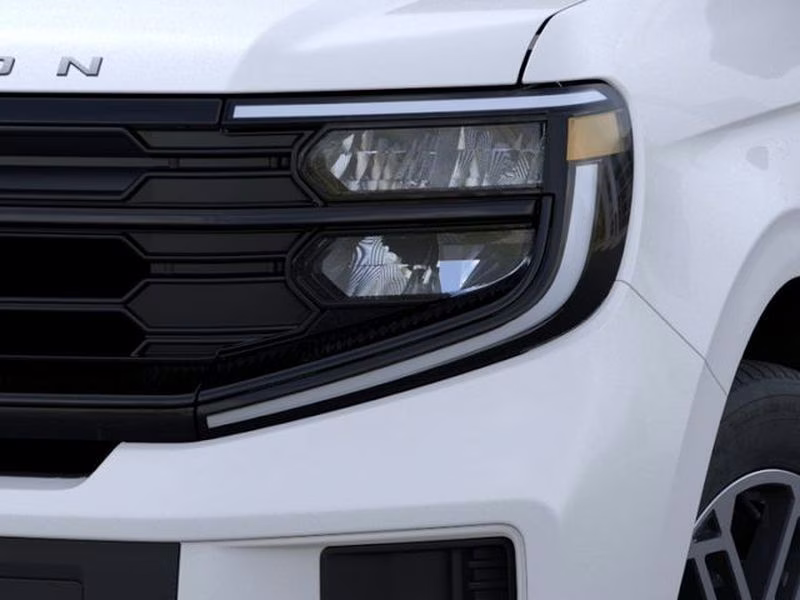 2026 Star White Metallic Tri-Coat Ford Expedition Max Active 4X4 SUV
