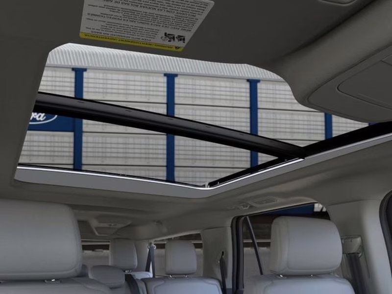 2026 Star White Metallic Tri-Coat Ford Expedition Max Active 4X4 SUV