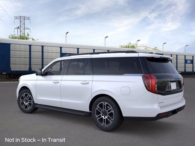 2026 Star White Metallic Tri-Coat Ford Expedition Max Active 4X4 SUV