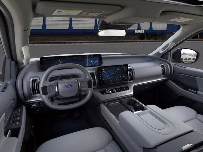 2026 Star White Metallic Tri-Coat Ford Expedition Max Active 4X4 SUV