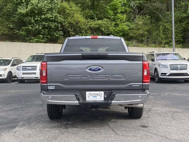 2023 Carbonized Gray Metallic Ford F-150 XLT RWD Truck
