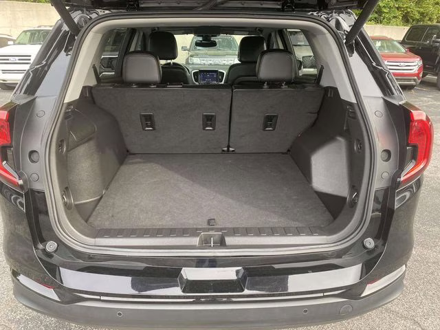 2023 Ebony Twilight Metallic GMC Terrain SLT FWD SUV